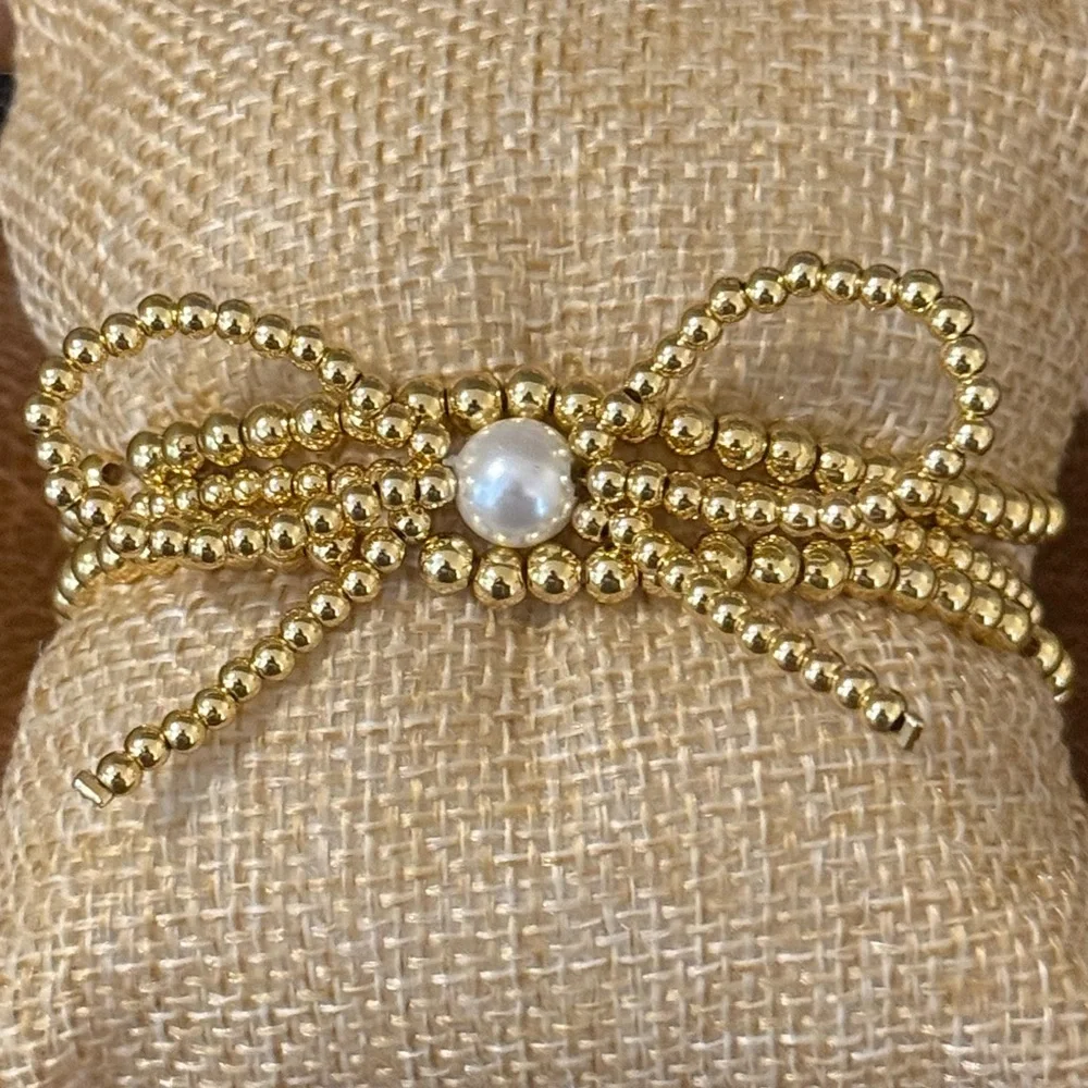 LULU MAC Gold Beaded Bow Bracelet with Pearl Accent Set - Picture 1 of 1